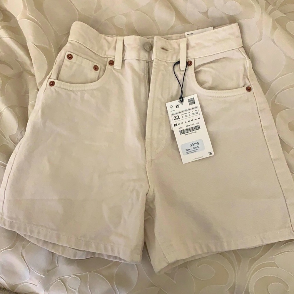 ZARA Denim shorts brand new - Picture 1 of 2
